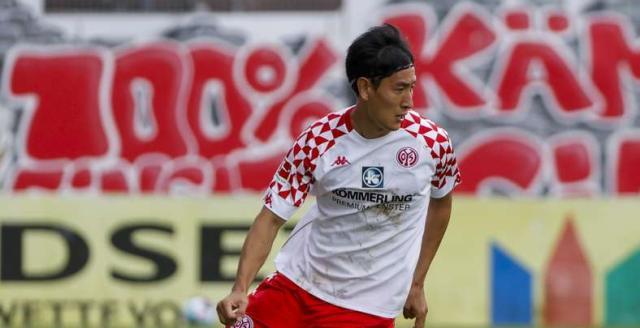 开云APP-韩国名将结束10年旅欧生涯 美因茨欲引李在城顶替